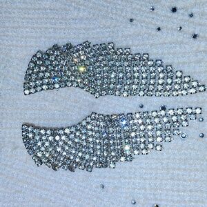 💎Rhinestone Long Pierced Dangle Earrings In "Angel Wings" Shape